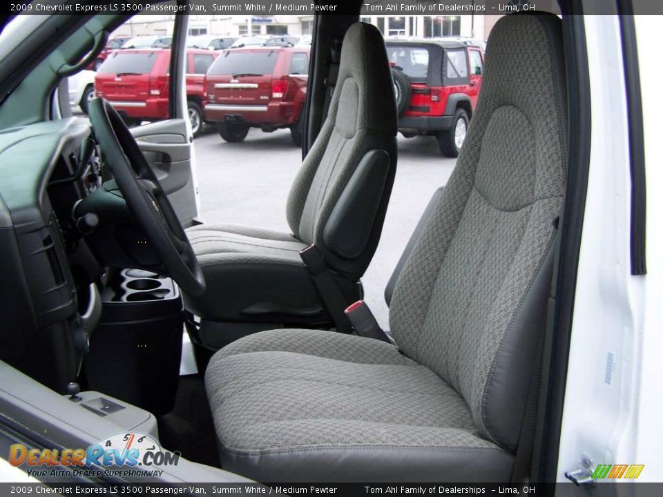 2009 Chevrolet Express LS 3500 Passenger Van Summit White / Medium Pewter Photo #9