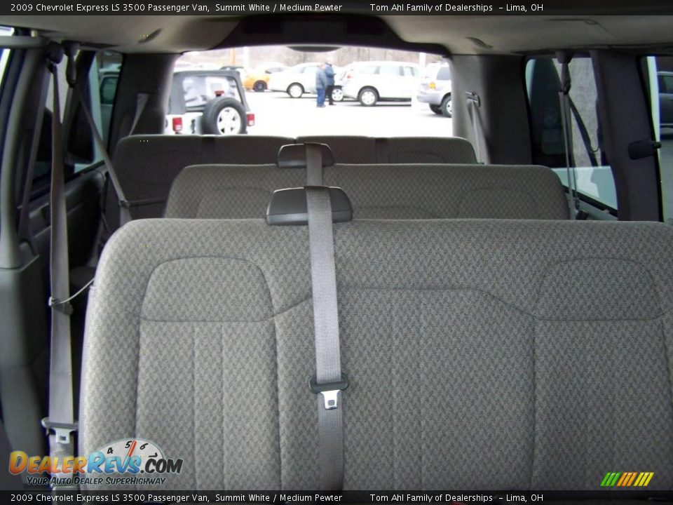 2009 Chevrolet Express LS 3500 Passenger Van Summit White / Medium Pewter Photo #20