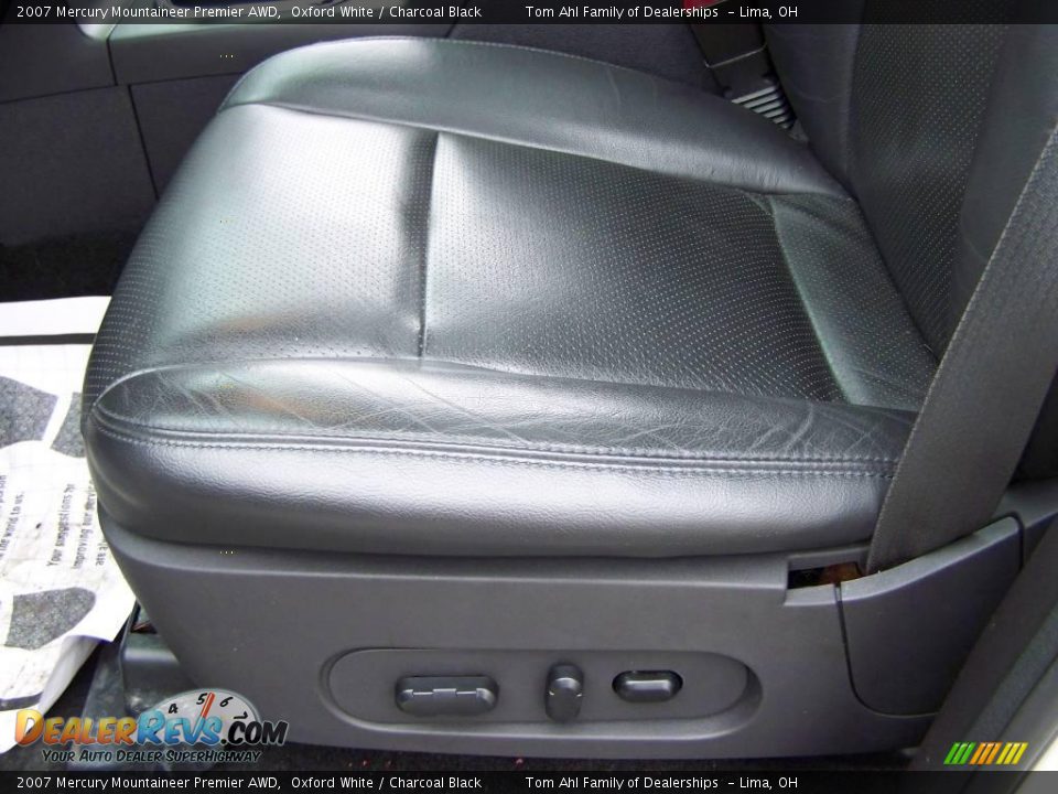 2007 Mercury Mountaineer Premier AWD Oxford White / Charcoal Black Photo #11