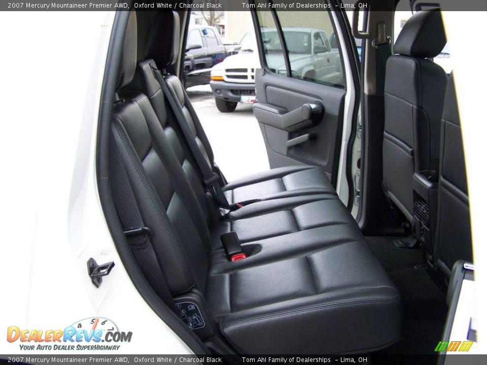 2007 Mercury Mountaineer Premier AWD Oxford White / Charcoal Black Photo #15