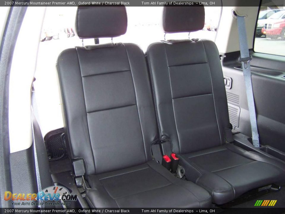 2007 Mercury Mountaineer Premier AWD Oxford White / Charcoal Black Photo #17