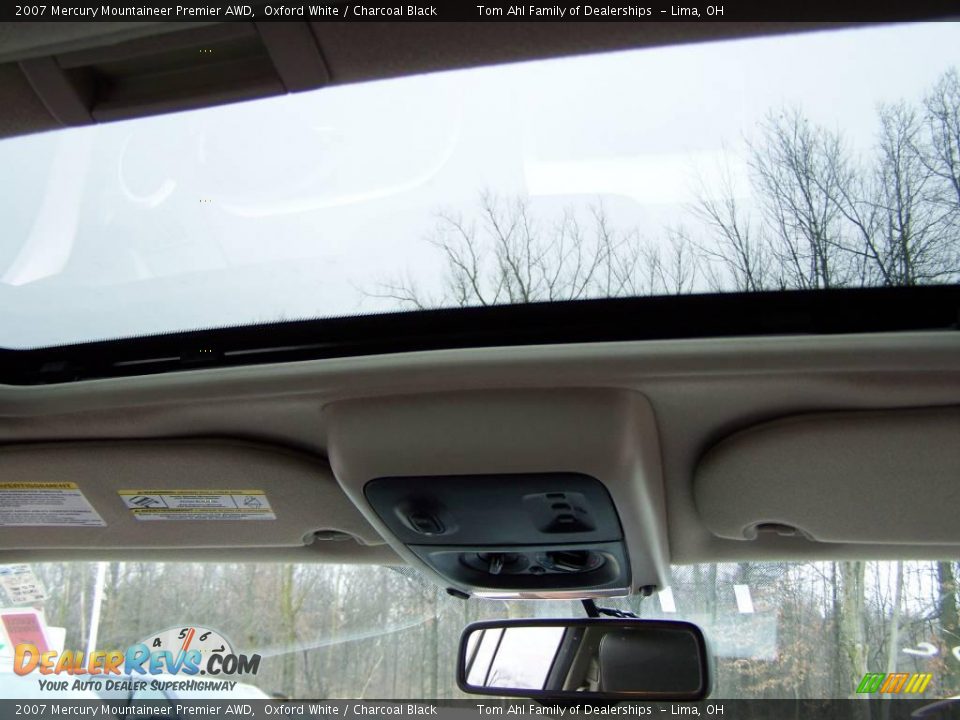2007 Mercury Mountaineer Premier AWD Oxford White / Charcoal Black Photo #18