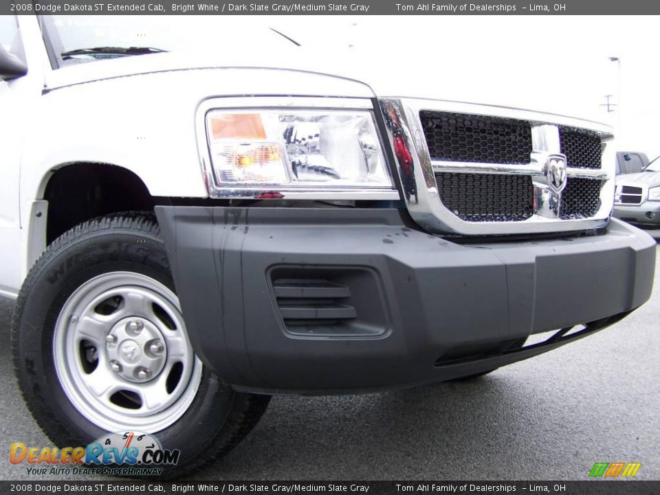 2008 Dodge Dakota ST Extended Cab Bright White / Dark Slate Gray/Medium Slate Gray Photo #2