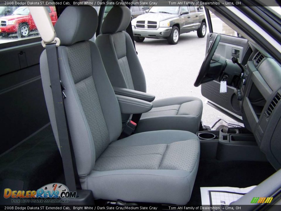 2008 Dodge Dakota ST Extended Cab Bright White / Dark Slate Gray/Medium Slate Gray Photo #11