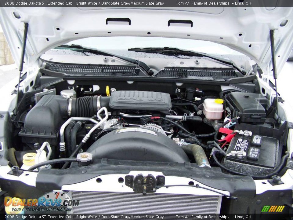2008 Dodge Dakota ST Extended Cab Bright White / Dark Slate Gray/Medium Slate Gray Photo #13