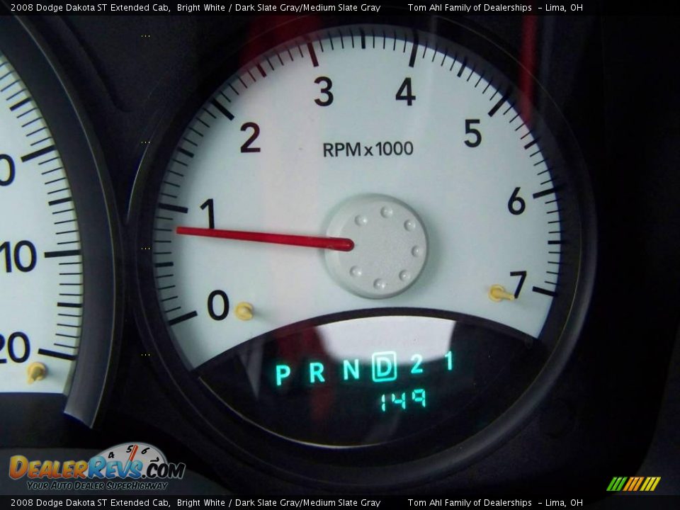 2008 Dodge Dakota ST Extended Cab Bright White / Dark Slate Gray/Medium Slate Gray Photo #15