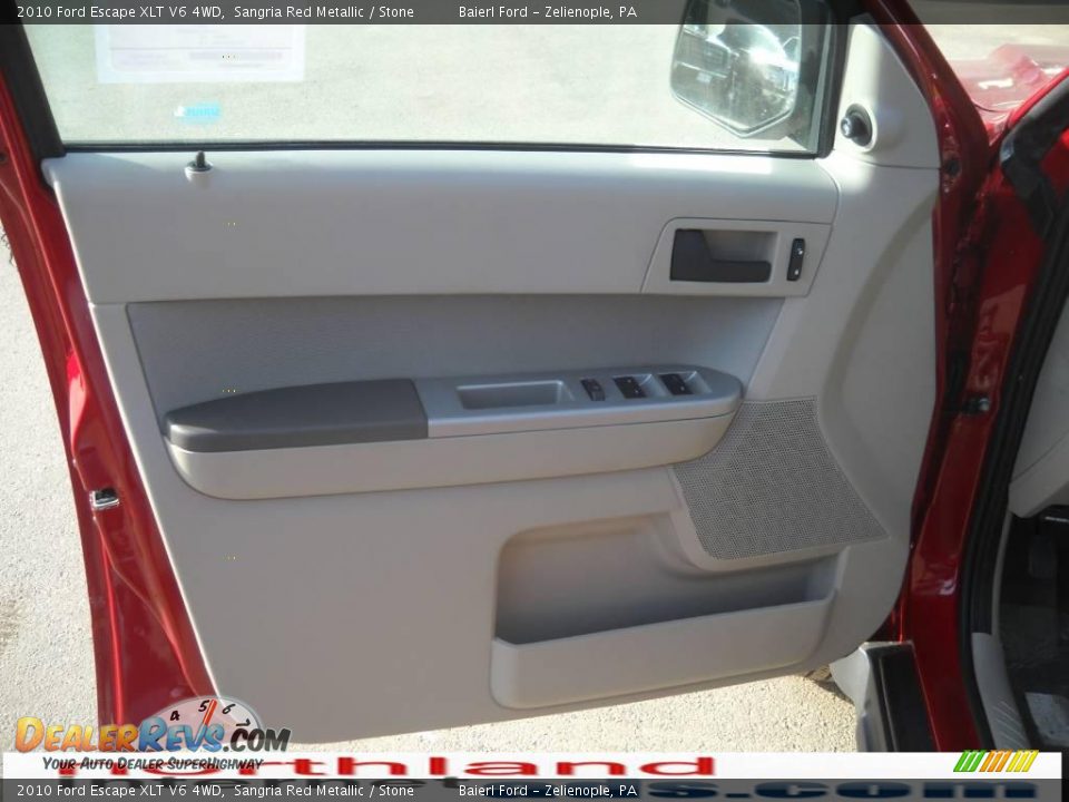 2010 Ford Escape XLT V6 4WD Sangria Red Metallic / Stone Photo #6
