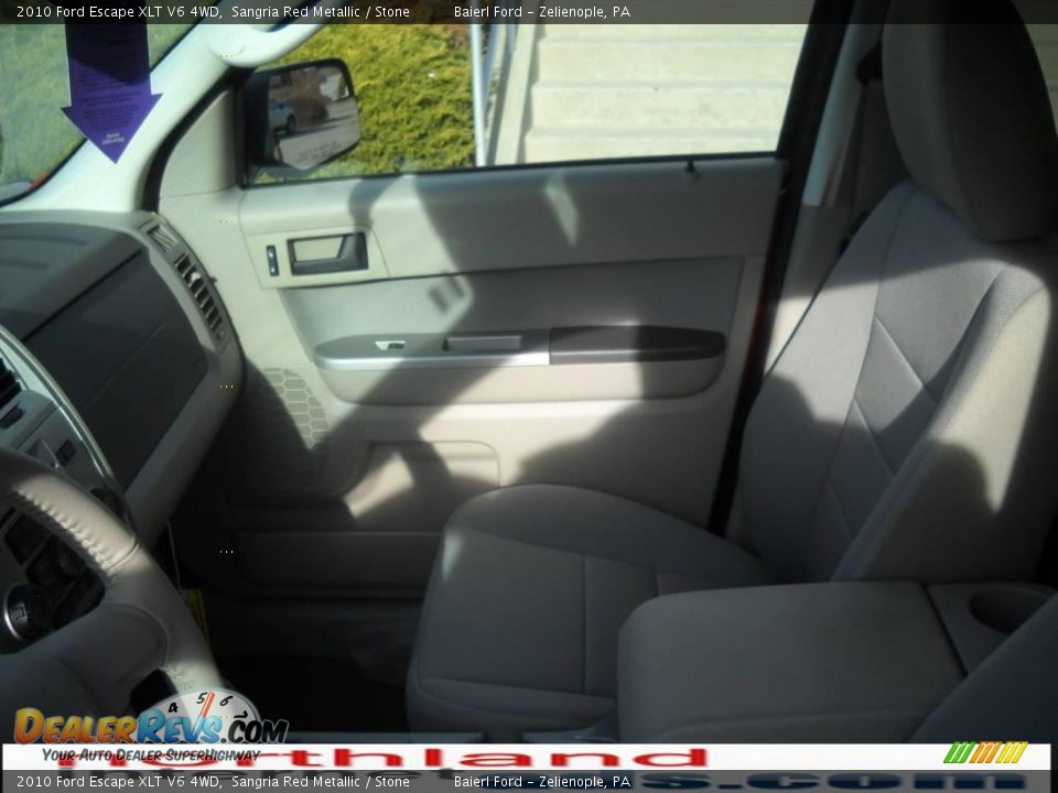 2010 Ford Escape XLT V6 4WD Sangria Red Metallic / Stone Photo #8
