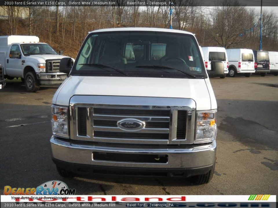 2010 Ford E Series Van E150 Cargo Oxford White / Medium Flint Photo #3
