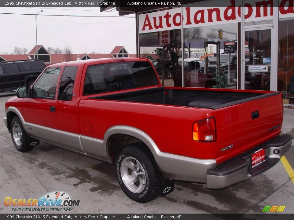1999 Chevrolet S10 LS Extended Cab Victory Red / Graphite Photo #4
