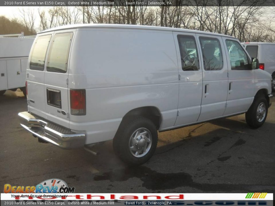 2010 Ford E Series Van E150 Cargo Oxford White / Medium Flint Photo #9