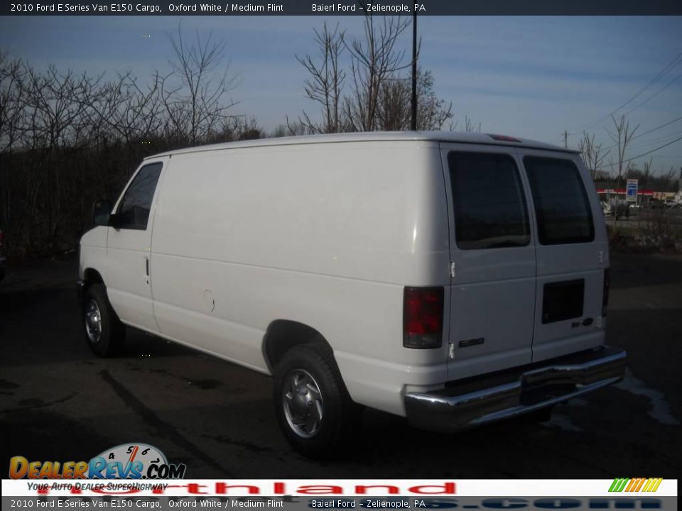2010 Ford E Series Van E150 Cargo Oxford White / Medium Flint Photo #13