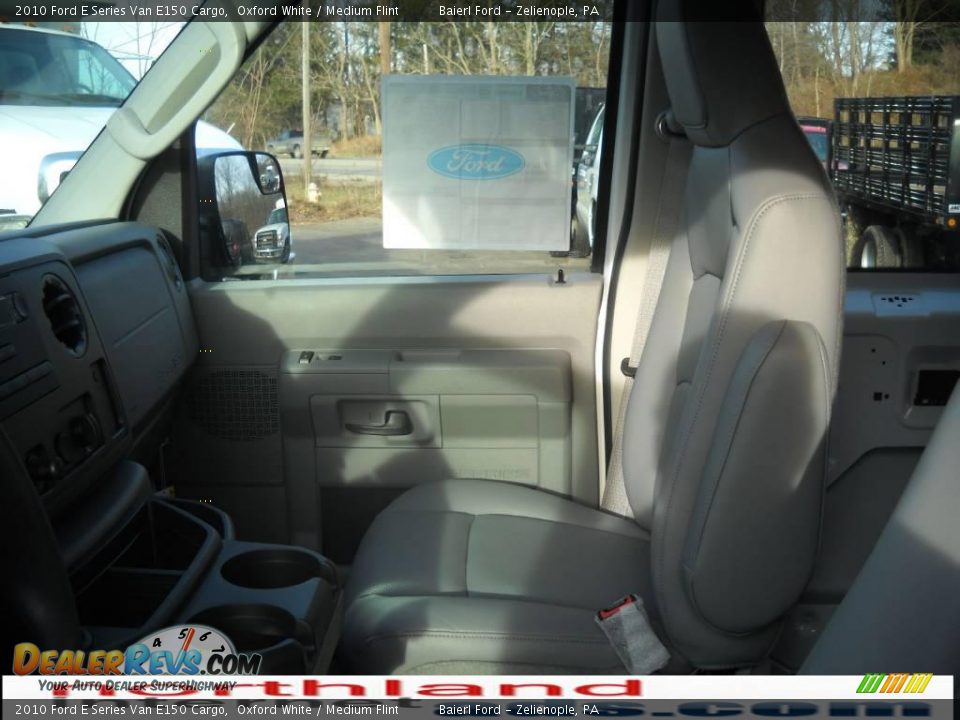 2010 Ford E Series Van E150 Cargo Oxford White / Medium Flint Photo #16