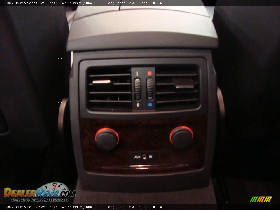 2007 BMW 5 Series 525i Sedan Alpine White / Black Photo #28