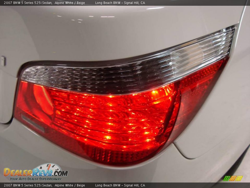 2007 BMW 5 Series 525i Sedan Alpine White / Beige Photo #11