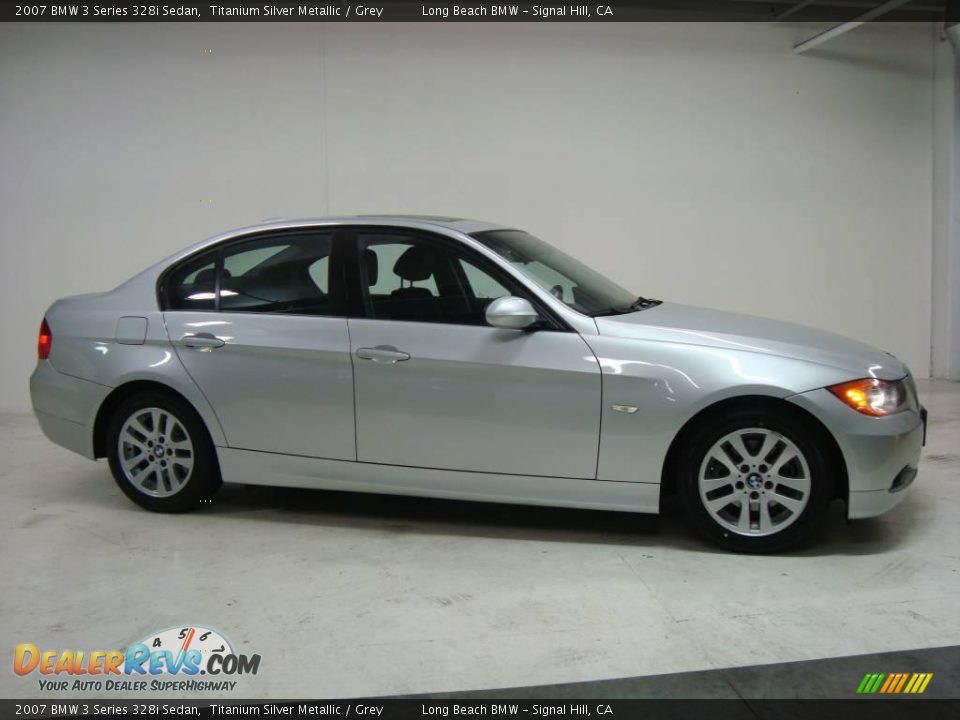 2007 BMW 3 Series 328i Sedan Titanium Silver Metallic / Grey Photo #2