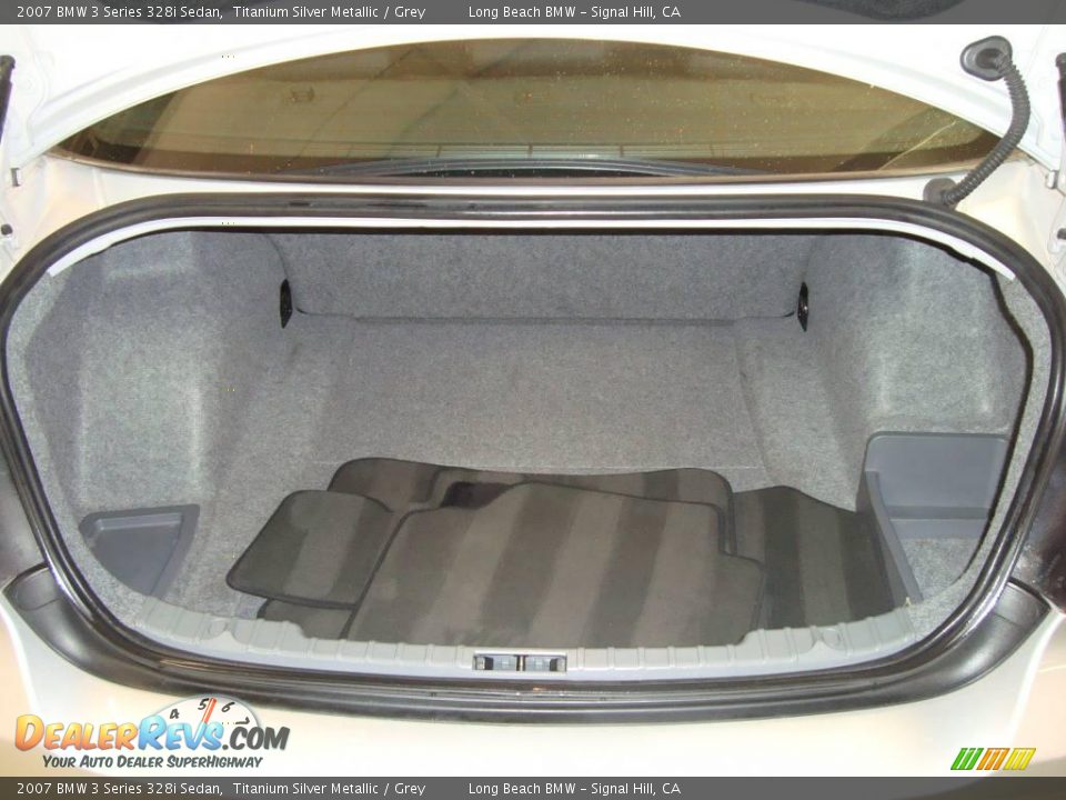 2007 BMW 3 Series 328i Sedan Titanium Silver Metallic / Grey Photo #10