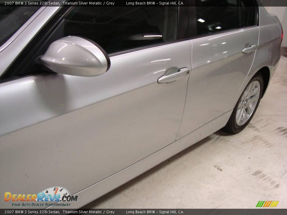 2007 BMW 3 Series 328i Sedan Titanium Silver Metallic / Grey Photo #15