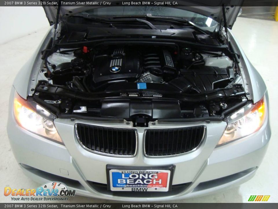 2007 BMW 3 Series 328i Sedan Titanium Silver Metallic / Grey Photo #18