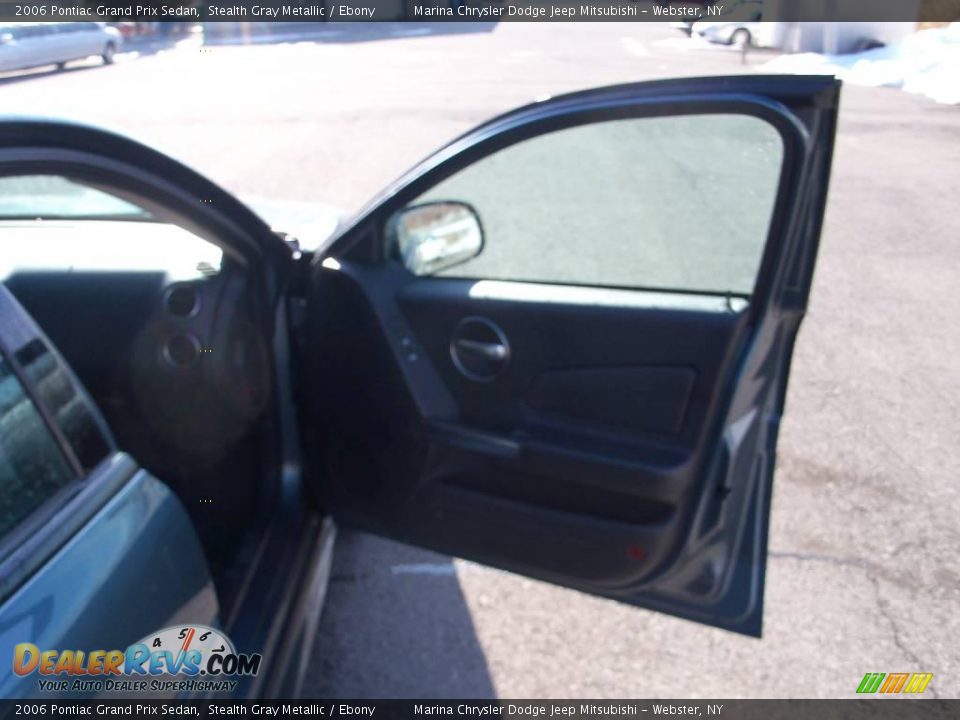 2006 Pontiac Grand Prix Sedan Stealth Gray Metallic / Ebony Photo #19