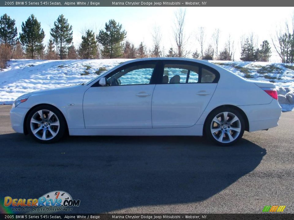 2005 BMW 5 Series 545i Sedan Alpine White / Beige Photo #2