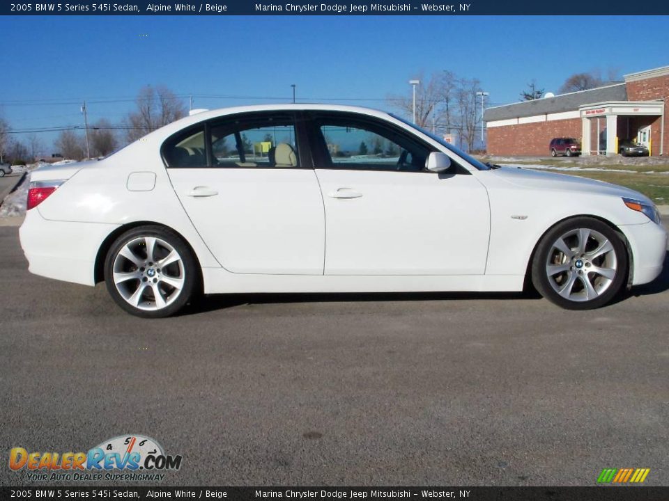 2005 BMW 5 Series 545i Sedan Alpine White / Beige Photo #6