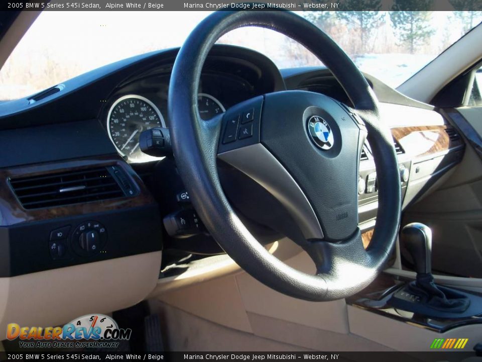 2005 BMW 5 Series 545i Sedan Alpine White / Beige Photo #10