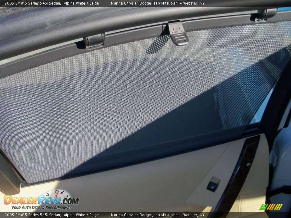2005 BMW 5 Series 545i Sedan Alpine White / Beige Photo #12
