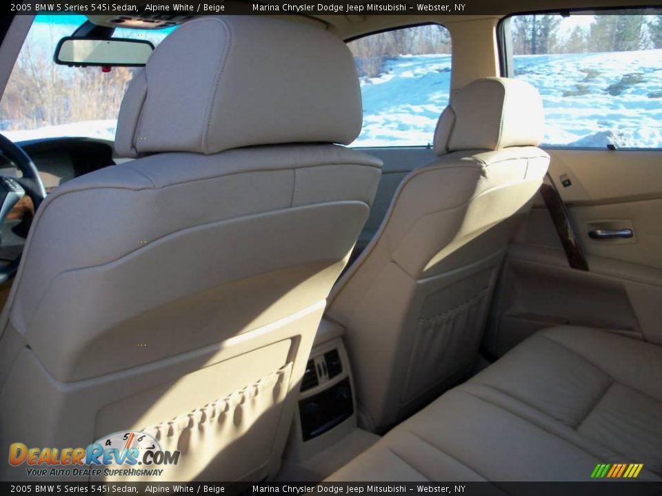 2005 BMW 5 Series 545i Sedan Alpine White / Beige Photo #13