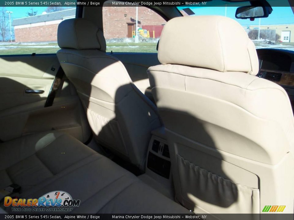 2005 BMW 5 Series 545i Sedan Alpine White / Beige Photo #18