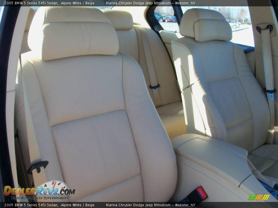 2005 BMW 5 Series 545i Sedan Alpine White / Beige Photo #21