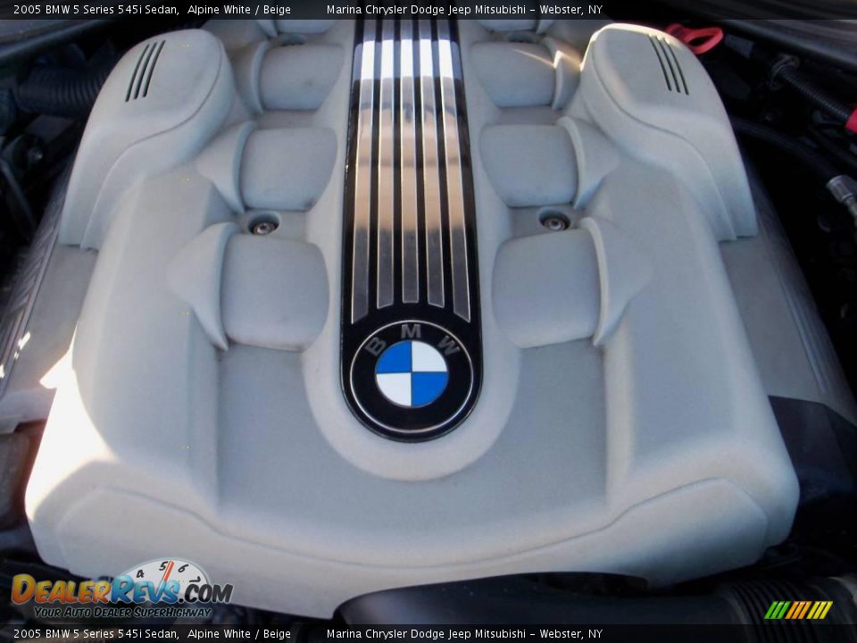 2005 BMW 5 Series 545i Sedan Alpine White / Beige Photo #23