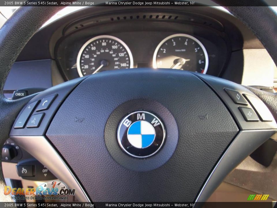 2005 BMW 5 Series 545i Sedan Alpine White / Beige Photo #27