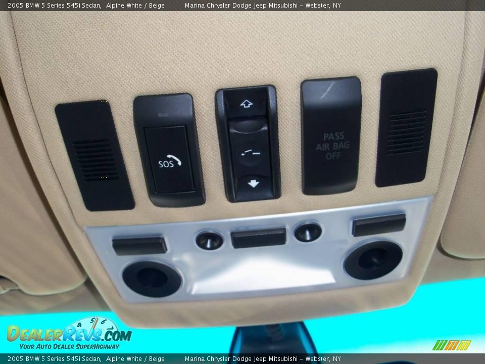 2005 BMW 5 Series 545i Sedan Alpine White / Beige Photo #30
