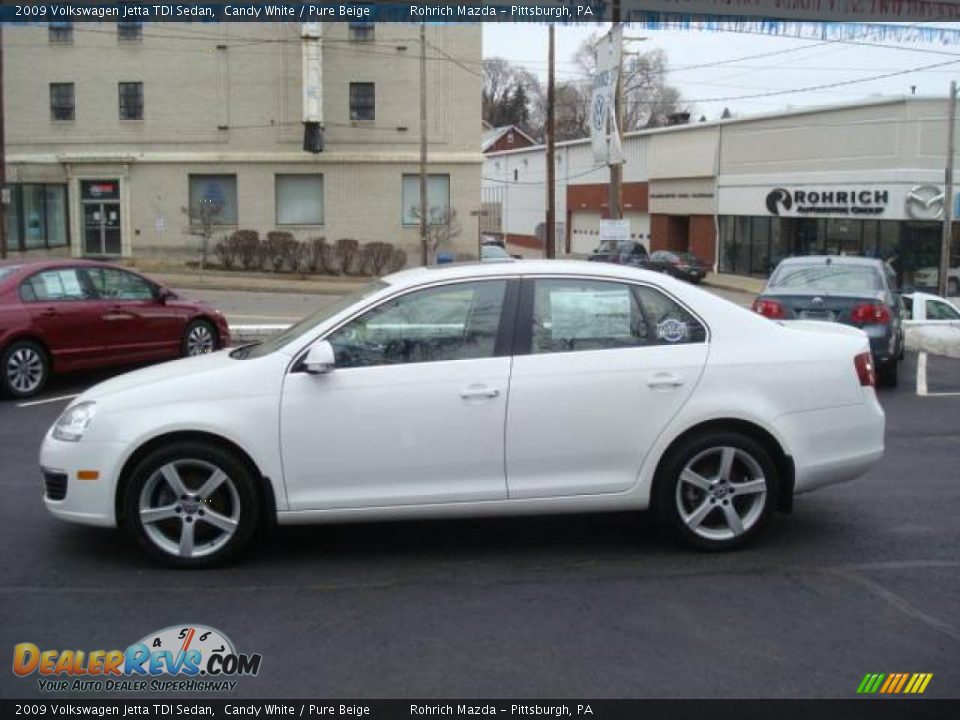 2009 Volkswagen Jetta TDI Sedan Candy White / Pure Beige Photo #2