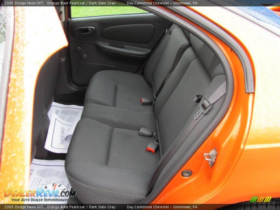 2005 Dodge Neon SXT Orange Blast Pearlcoat / Dark Slate Gray Photo #12