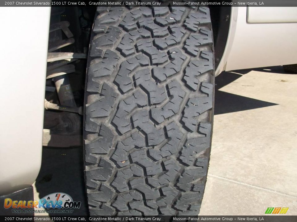 2007 Chevrolet Silverado 1500 LT Crew Cab Graystone Metallic / Dark Titanium Gray Photo #15