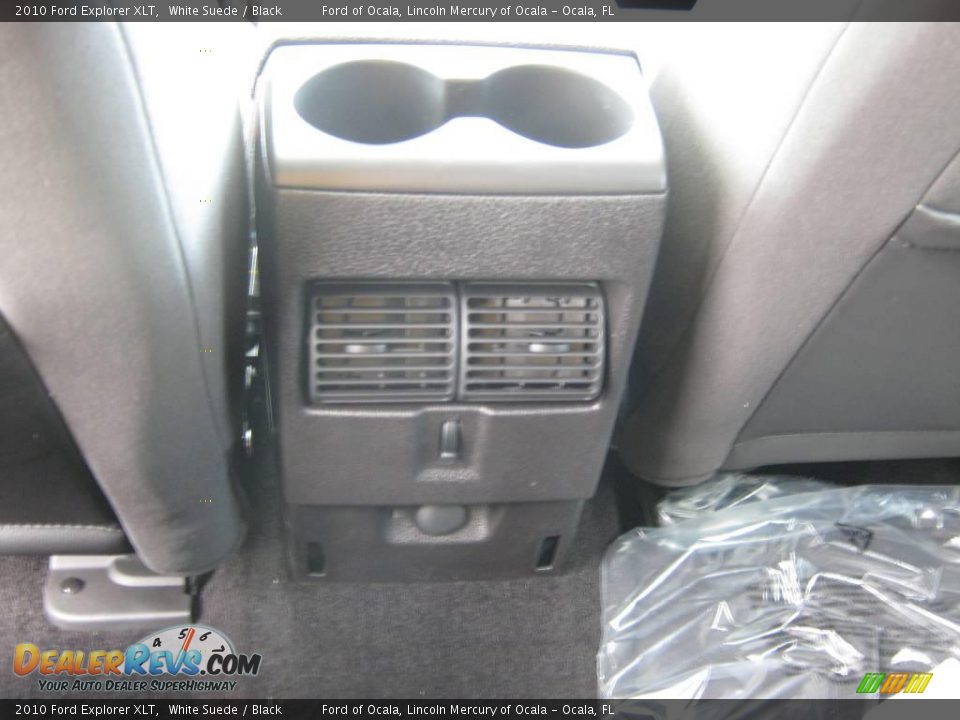 2010 Ford Explorer XLT White Suede / Black Photo #7