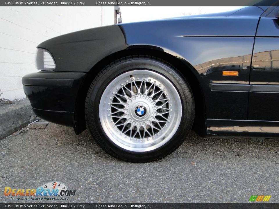 1998 BMW 5 Series 528i Sedan Black II / Grey Photo #10