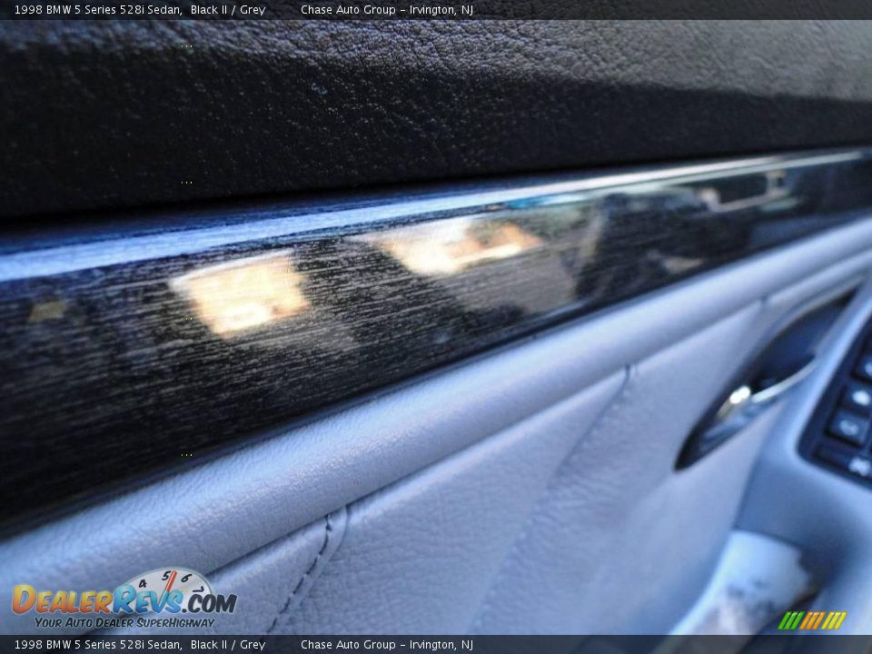 1998 BMW 5 Series 528i Sedan Black II / Grey Photo #22