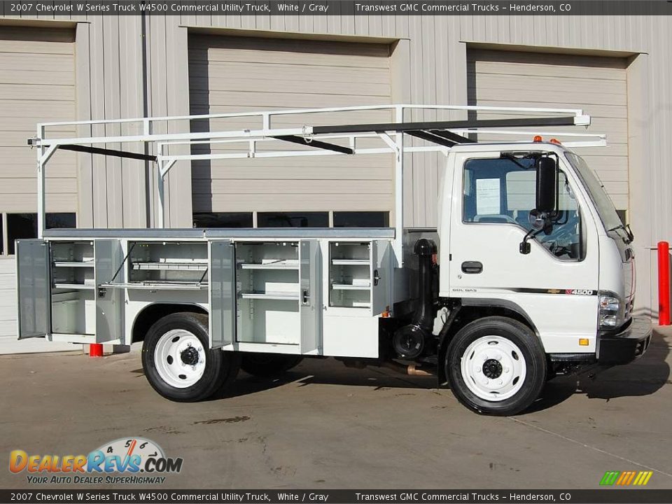 2007 Chevrolet W Series Truck W4500 Commercial Utility Truck White / Gray Photo #8