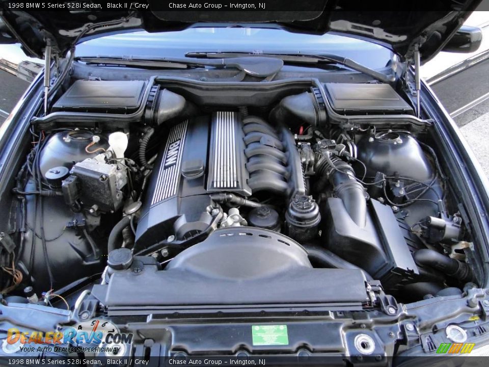 1998 BMW 5 Series 528i Sedan Black II / Grey Photo #29