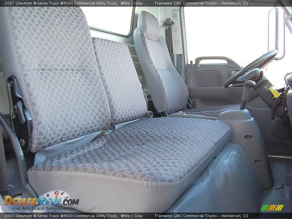 2007 Chevrolet W Series Truck W4500 Commercial Utility Truck White / Gray Photo #18