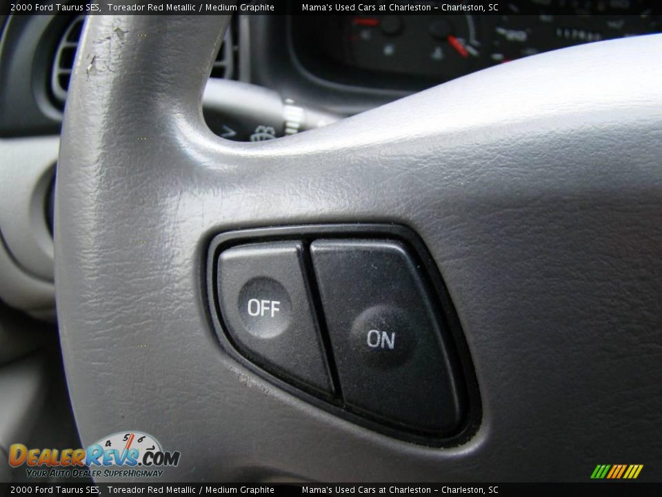 2000 Ford Taurus SES Toreador Red Metallic / Medium Graphite Photo #23