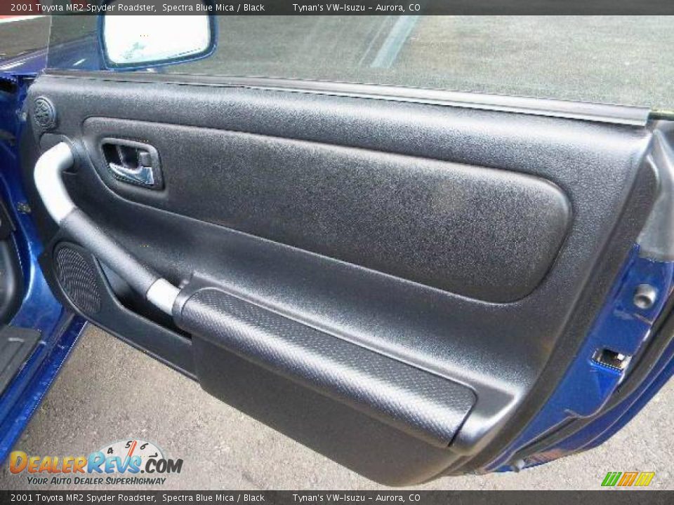 Door Panel of 2001 Toyota MR2 Spyder Roadster Photo #13