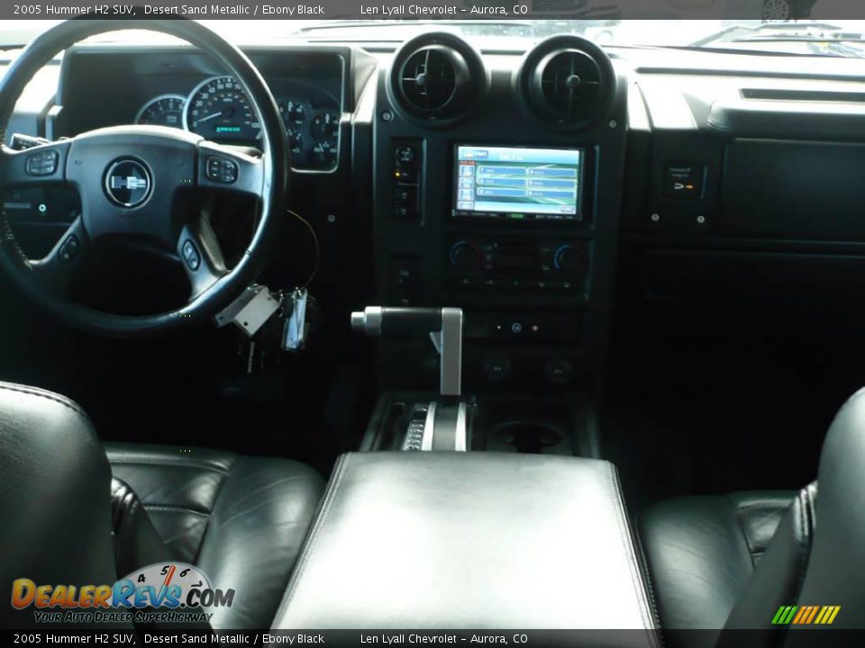 2005 Hummer H2 SUV Desert Sand Metallic / Ebony Black Photo #17