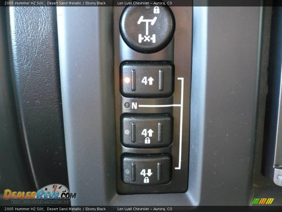 2005 Hummer H2 SUV Desert Sand Metallic / Ebony Black Photo #30