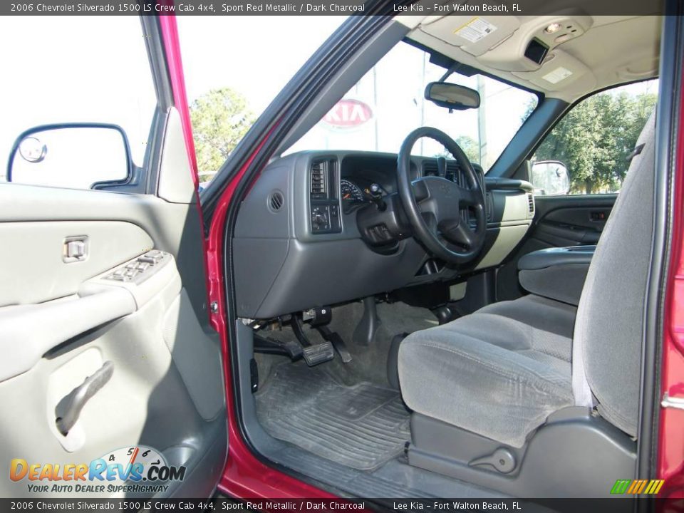 2006 Chevrolet Silverado 1500 LS Crew Cab 4x4 Sport Red Metallic / Dark Charcoal Photo #9
