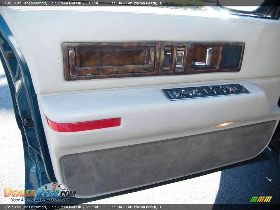 1996 Cadillac Fleetwood Polo Green Metallic / Neutral Photo #17