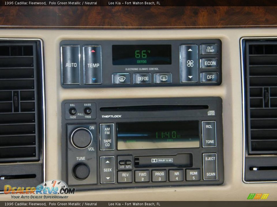 1996 Cadillac Fleetwood Polo Green Metallic / Neutral Photo #20